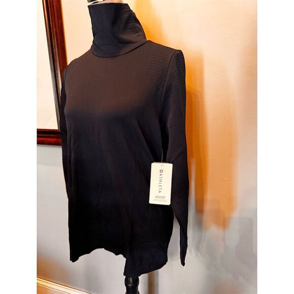 Athleta Women's 1X Black Long Sleeve Turtleneck Top Casual NWT - Picture 3 of 13